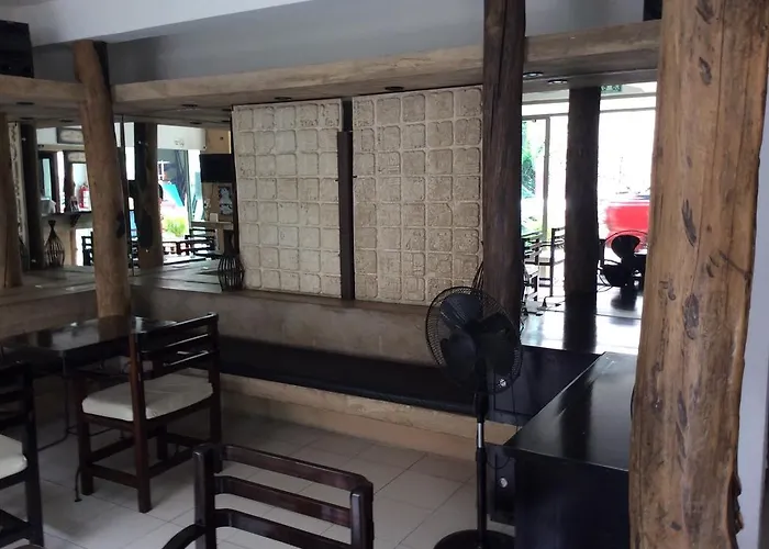 Hotel Maya Rue